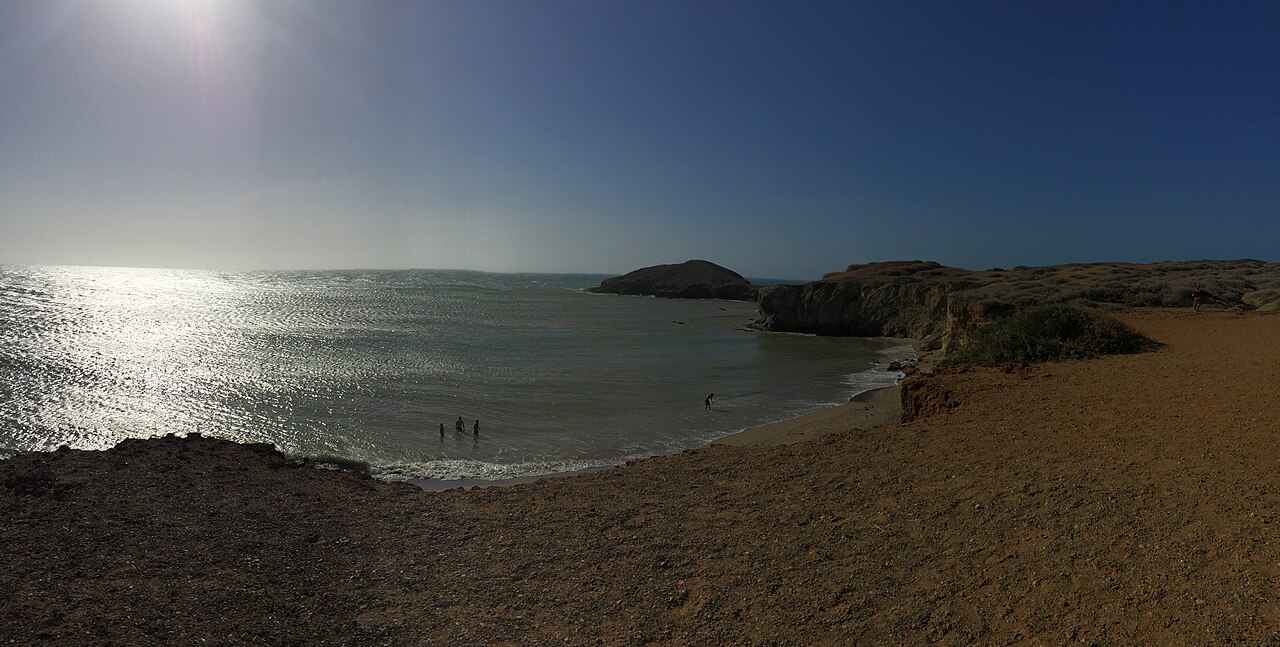 Playa Camarones