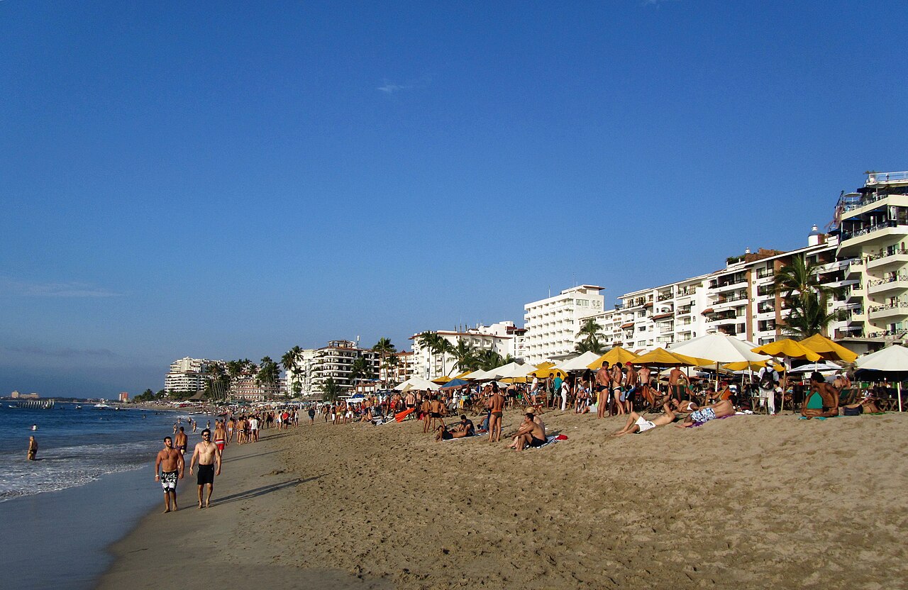 Playa Los Muertos