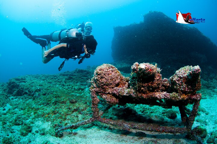 Scuba Diving — Los Arcos (2 Tanks)